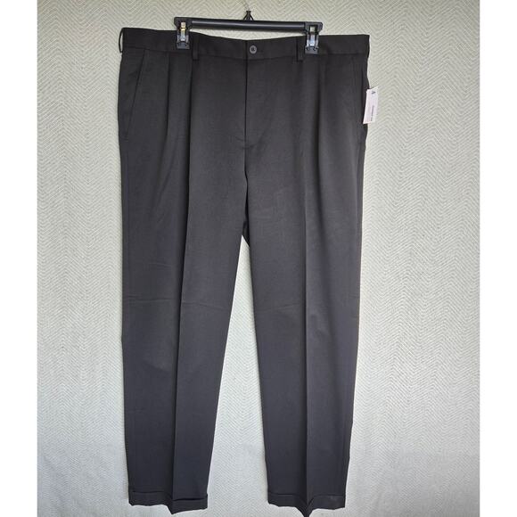 Van Heusen Traveler Dress Pants Mens 40x34 Pleated Classic Fit No Iron Black New - Picture 1 of 9